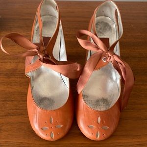 Vintage Marithe et Francois Mary Janes in Burnt Orange w/Satin Ribbons Size 36